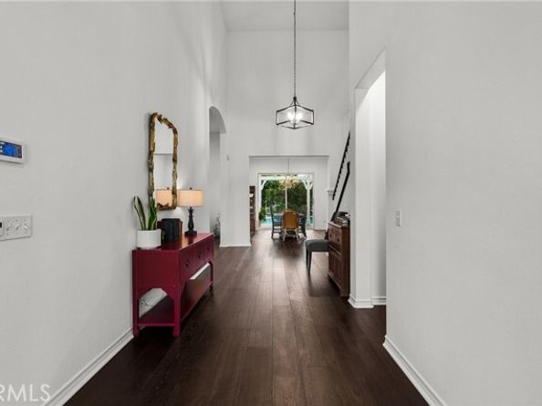 7417 Darnoch Way, West Hills (los Angeles) CA 91307