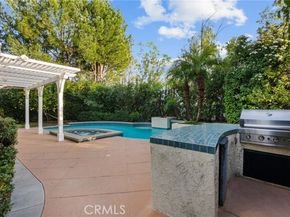 7417 Darnoch Way, West Hills (los Angeles) CA 91307