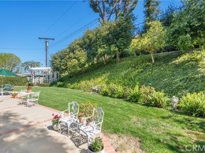 5942 Salamea Avenue, Woodland Hills (los Angeles) CA 91367