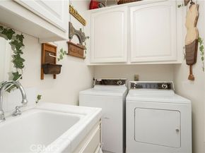 5942 Salamea Avenue, Woodland Hills (los Angeles) CA 91367