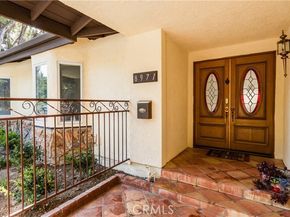 8971 Moorcroft, West Hills (los Angeles) CA 91304