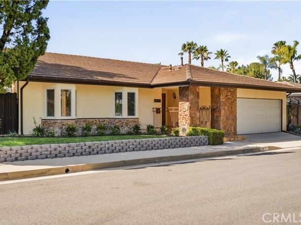 8971 Moorcroft, West Hills (los Angeles) CA 91304
