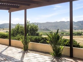8971 Moorcroft, West Hills (los Angeles) CA 91304