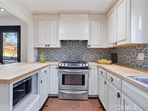 8008 Lena, West Hills (los Angeles) CA 91304