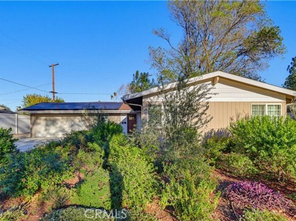 8008 Lena, West Hills (los Angeles) CA 91304