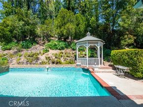 24435 Gilmore, West Hills (los Angeles) CA 91307