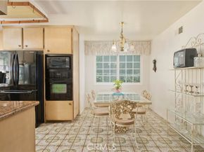 24435 Gilmore, West Hills (los Angeles) CA 91307