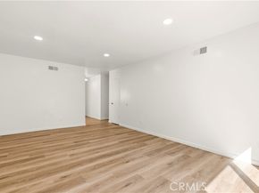 12948 Phillippi Avenue, Sylmar (los Angeles) CA 91342