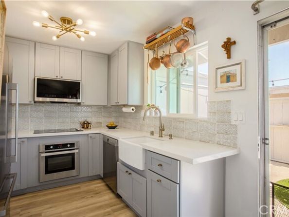 3685 Vista Campana 66, Oceanside CA 92057