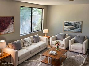 7748 De Soto Avenue, Canoga Park (los Angeles) CA 91304