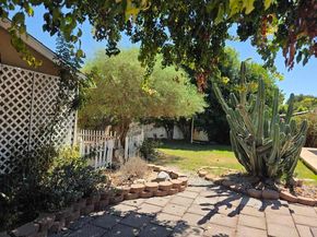 7748 De Soto Avenue, Canoga Park (los Angeles) CA 91304