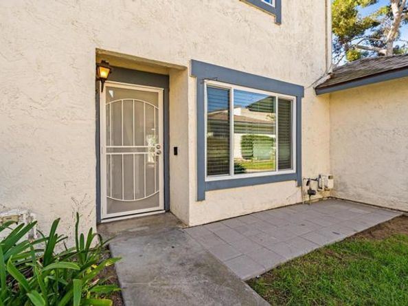 3414 Los Mochis Way, Oceanside CA 92056