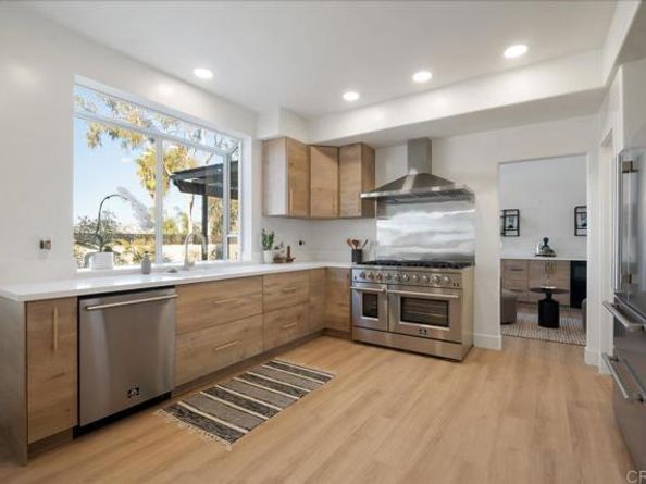 5842 Ranch View Road, Oceanside CA 92057