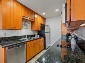8548 Via Mallorca E, La Jolla (san Diego) CA 92037