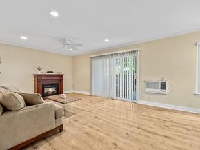 8548 Via Mallorca E, La Jolla (san Diego) CA 92037