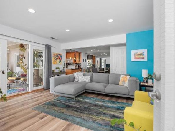 1081 Woodlake Dr, Cardiff By The Sea (encinitas) CA 92007