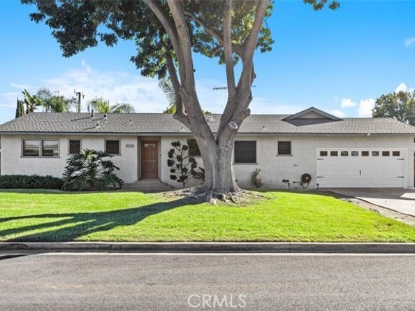 13082 Palomar, Tustin CA 92705