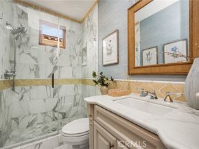 604 Marigold Avenue B, Corona Del Mar (newport Beach) CA 92625