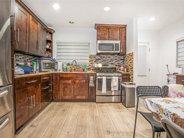 536 E Cedar Avenue, Burbank CA 91501