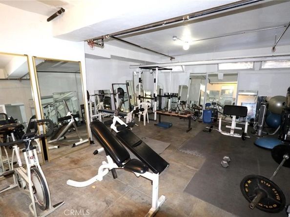 2121 James M Wood Boulevard 221, Los Angeles CA 90006