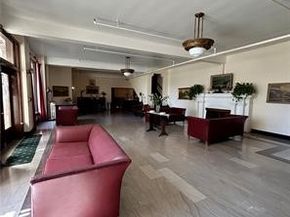 2121 James M Wood Boulevard 221, Los Angeles CA 90006