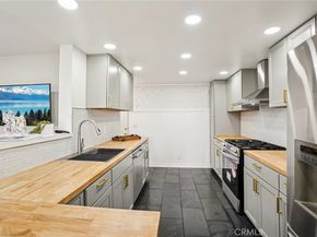 11300 Foothill Blvd 97, Sylmar CA 91342