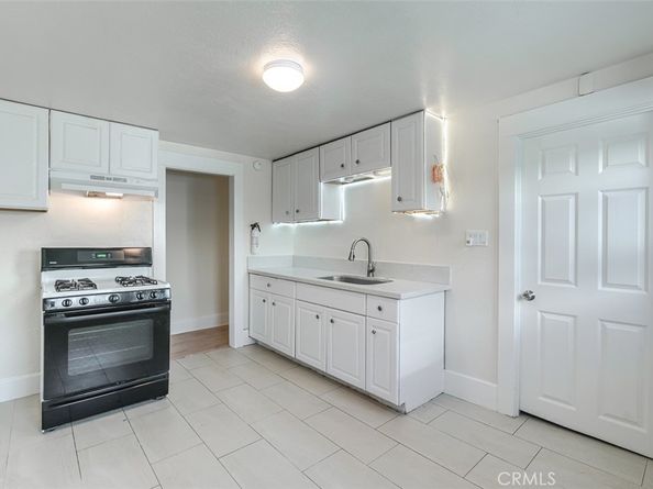 7049 Milton Avenue, Whittier CA 90602