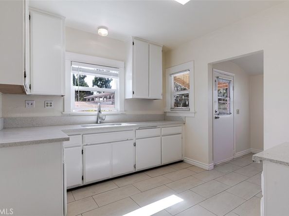 7049 Milton Avenue, Whittier CA 90602