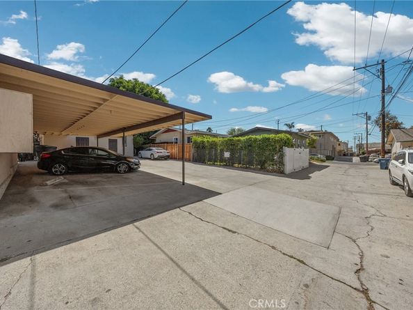 6251 Milton Avenue, Whittier CA 90601