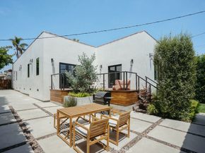5142 Brynhurst Avenue, Los Angeles CA 90043