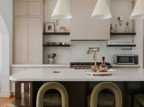 5142 Brynhurst Avenue, Los Angeles CA 90043