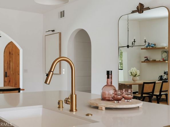 5142 Brynhurst Avenue, Los Angeles CA 90043