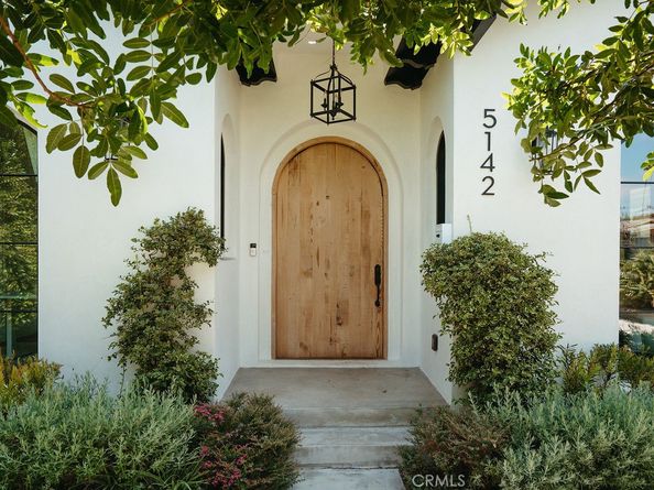 5142 Brynhurst Avenue, Los Angeles CA 90043
