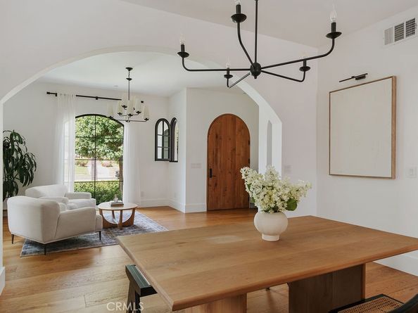 5142 Brynhurst Avenue, Los Angeles CA 90043
