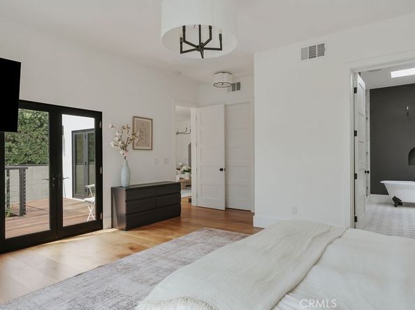 5142 Brynhurst Avenue, Los Angeles CA 90043