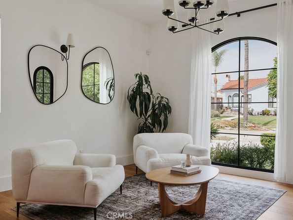 5142 Brynhurst Avenue, Los Angeles CA 90043