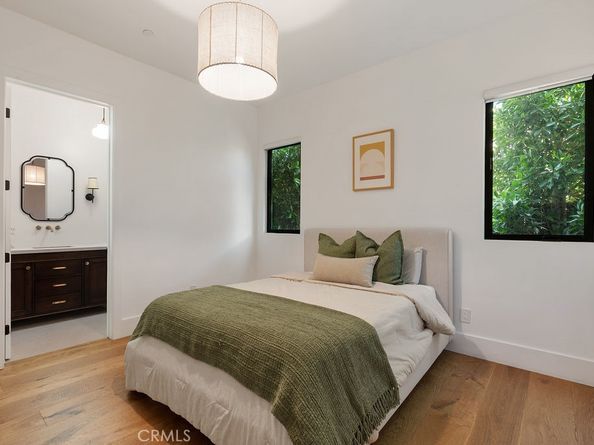 5142 Brynhurst Avenue, Los Angeles CA 90043
