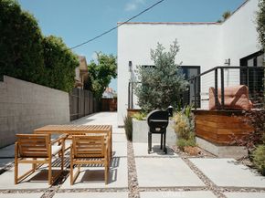 5142 Brynhurst Avenue, Los Angeles CA 90043