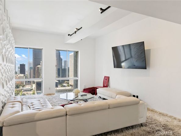 800 W 1st Street 2206, Los Angeles CA 90012