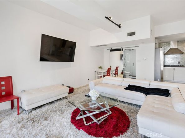 800 W 1st Street 2206, Los Angeles CA 90012