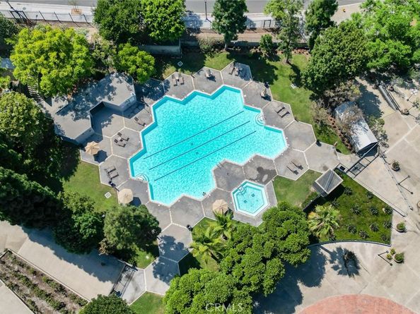 800 W 1st Street 2206, Los Angeles CA 90012