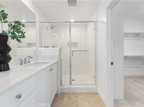 422 Lobata, Irvine CA 92618