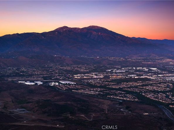 422 Lobata, Irvine CA 92618