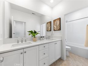 422 Lobata, Irvine CA 92618