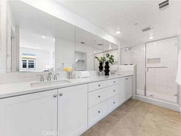 422 Lobata, Irvine CA 92618