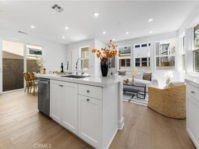 422 Lobata, Irvine CA 92618