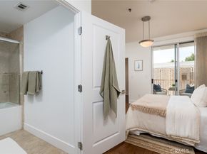 817 N ALFRED Street 205, Los Angeles CA 90069