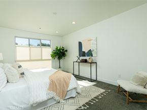 817 N ALFRED Street 205, Los Angeles CA 90069