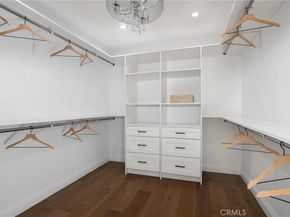 543 N Gardner Street, Los Angeles CA 90036