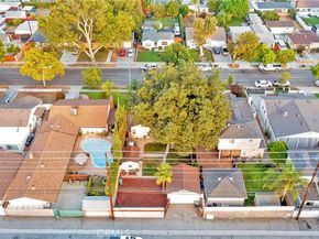 1527 N Avon Street, Burbank CA 91505